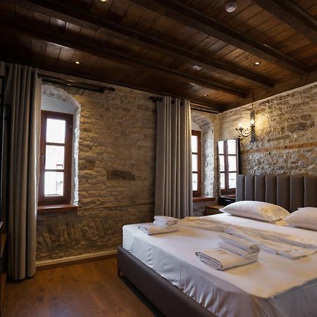 Furra Hotel Gjirokastër Esterno foto