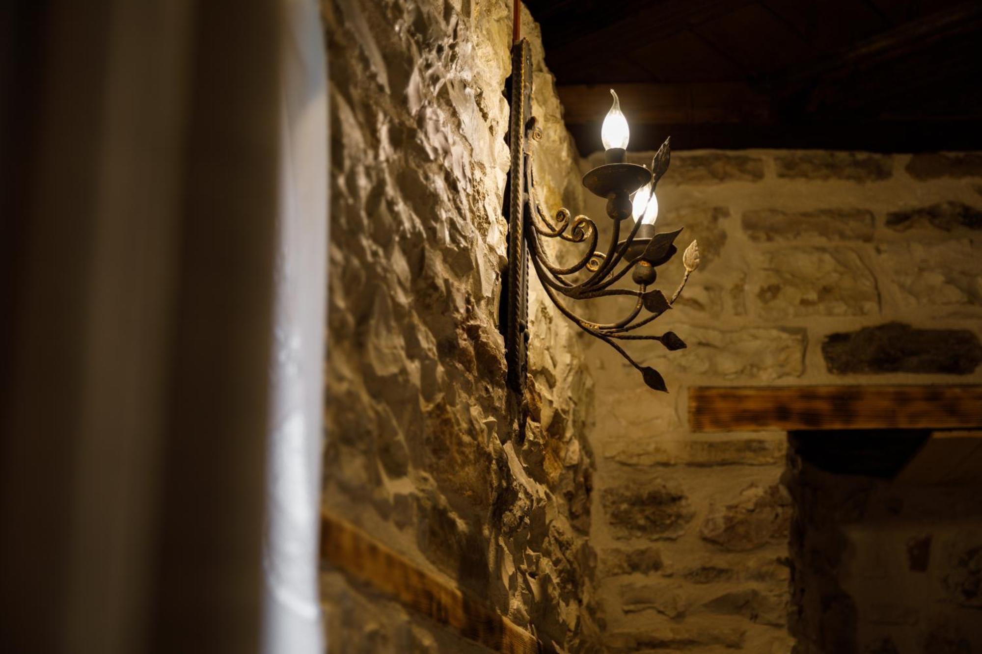 Furra Hotel Gjirokastër Esterno foto